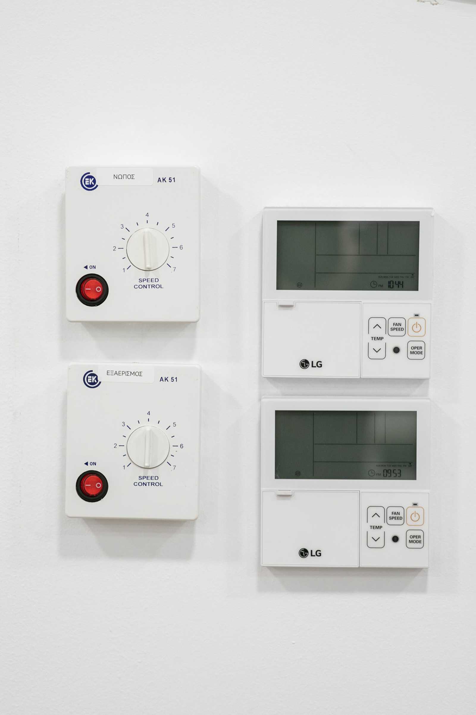 A delicious waffle and a cafe by the pool on our hotel